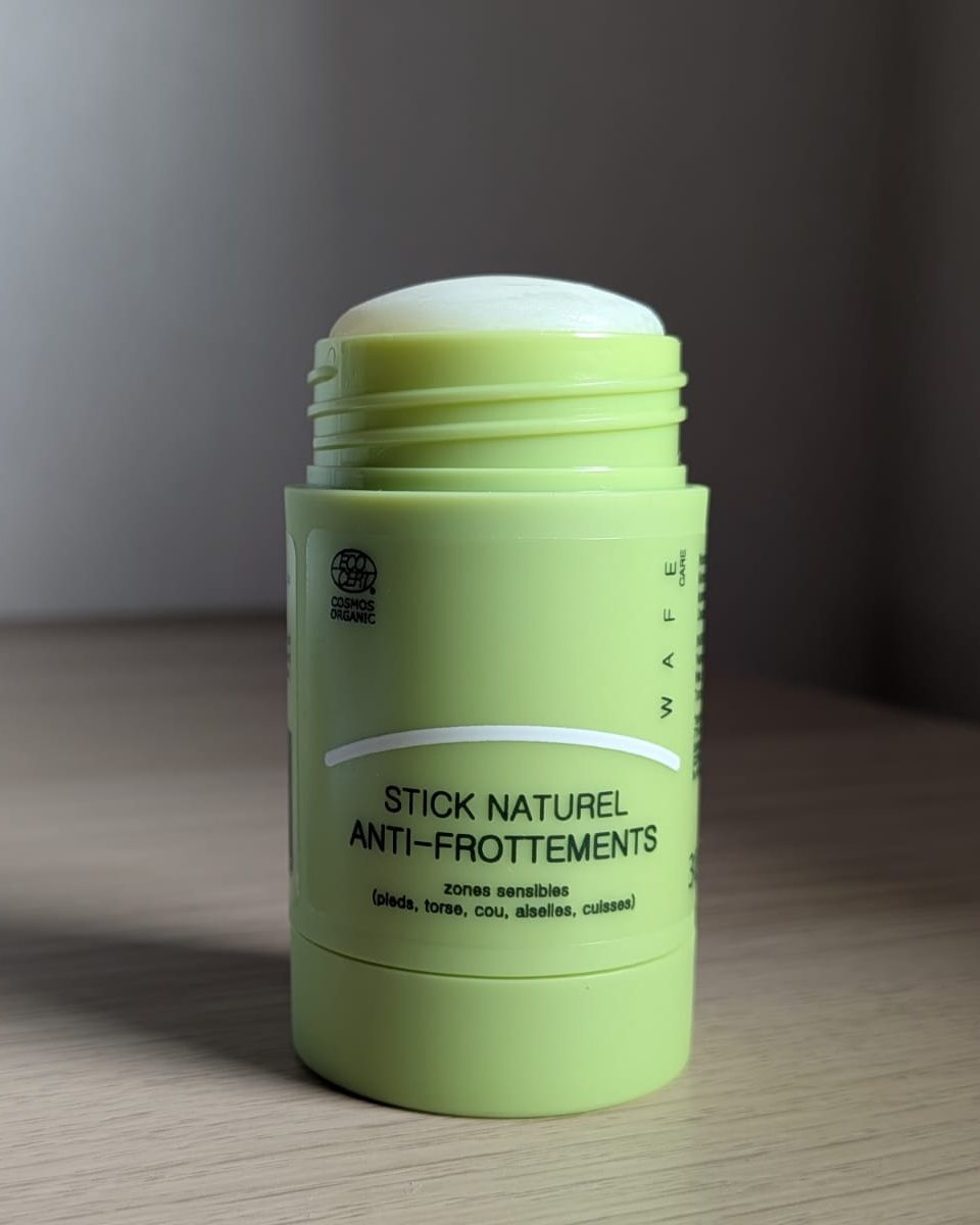 Le stick anti-frottements WAFE Care ouvert